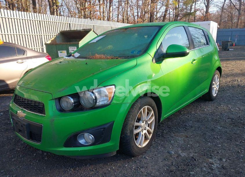 Photo 6 of 2015 Chevrolet Sonic LT AUTO (VIN 1G1JC6SB2F4151252)