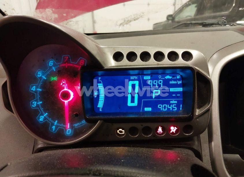 Photo 7 of 2015 Chevrolet Sonic LT AUTO (VIN 1G1JC6SB2F4176507)