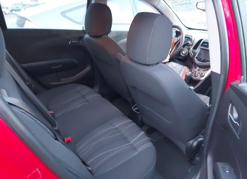 Photo 8 of 2016 Chevrolet Sonic LT AUTO (VIN 1G1JC6SB2G4105504)