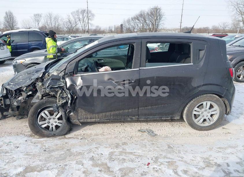 Photo 14 of 2014 Chevrolet Sonic LT AUTO (VIN 1G1JC6SB3E4219055)