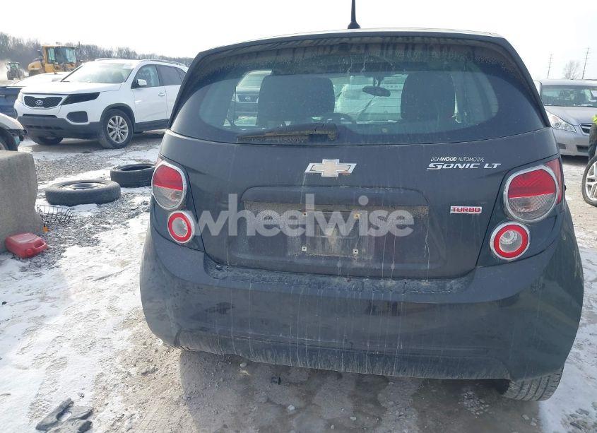 Photo 16 of 2014 Chevrolet Sonic LT AUTO (VIN 1G1JC6SB3E4219055)