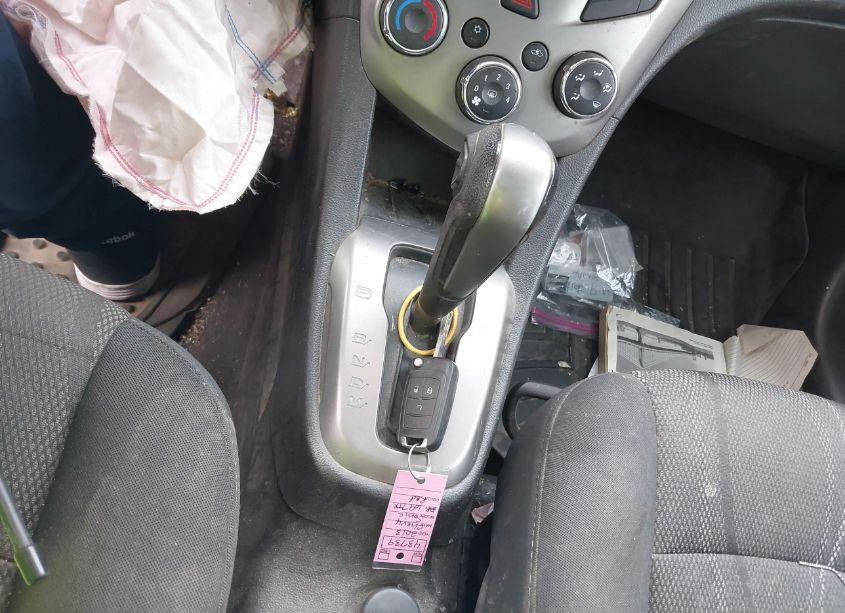 Photo 11 of 2013 Chevrolet Sonic LT AUTO (VIN 1G1JC6SB4D4163044)