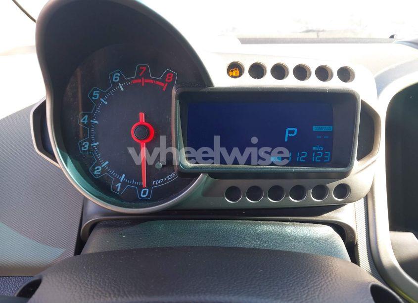 Photo 7 of 2014 Chevrolet Sonic LT AUTO (VIN 1G1JC6SB4E4151333)