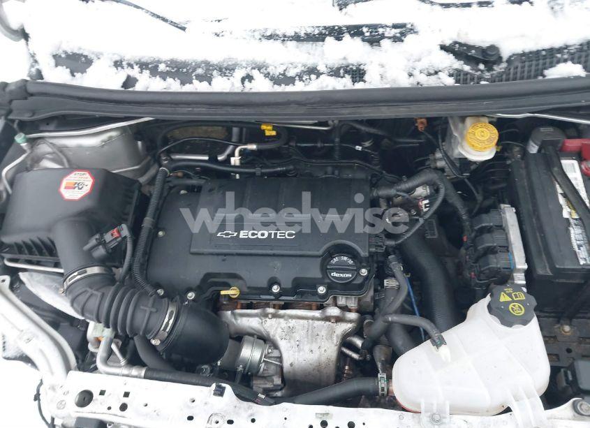 Photo 10 of 2014 Chevrolet Sonic LT AUTO (VIN 1G1JC6SB5E4163524)