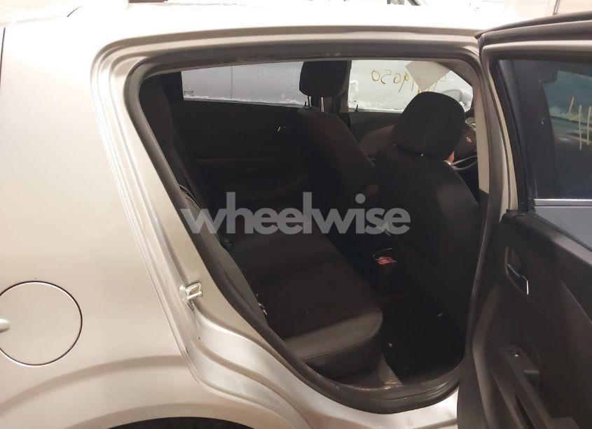 Photo 8 of 2014 Chevrolet Sonic LT AUTO (VIN 1G1JC6SB5E4234334)