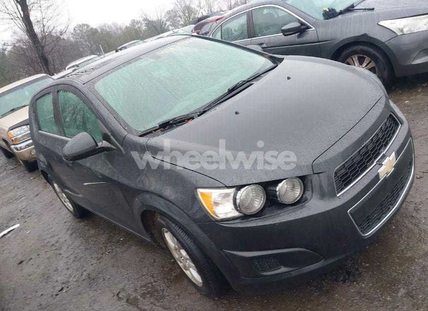 2015 Chevrolet Sonic LT AUTO (VIN 1G1JC6SB5F4176808) main photo