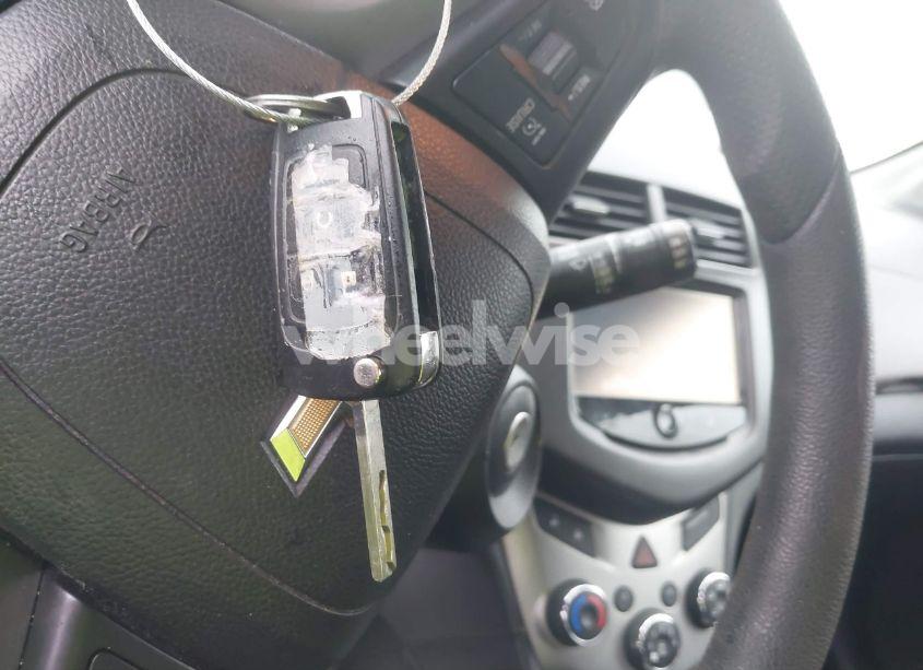 Photo 11 of 2015 Chevrolet Sonic LT AUTO (VIN 1G1JC6SB5F4176808)