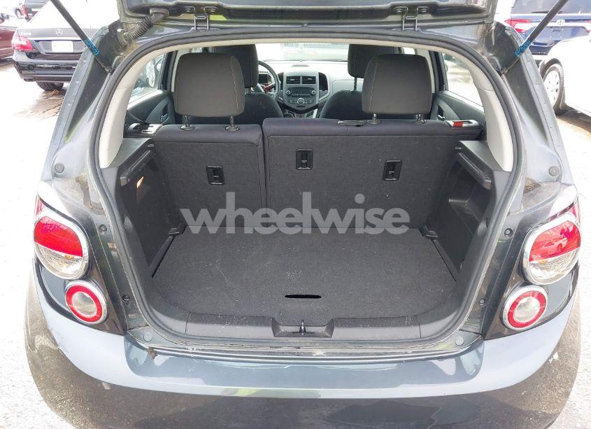 Photo 18 of 2012 Chevrolet Sonic 2LT (VIN 1G1JC6SB6C4166946)