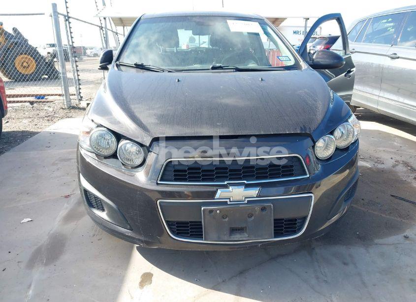 Photo 6 of 2014 Chevrolet Sonic LT AUTO (VIN 1G1JC6SB6E4123274)