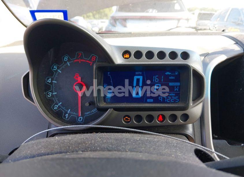 Photo 7 of 2014 Chevrolet Sonic LT AUTO (VIN 1G1JC6SB6E4123274)