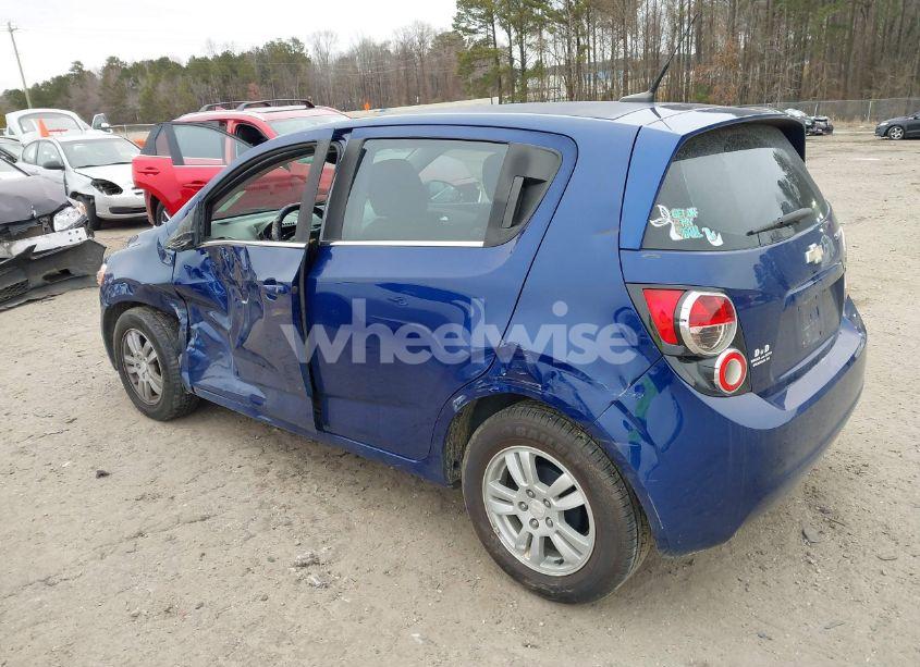 Photo 3 of 2014 Chevrolet Sonic LT AUTO (VIN 1G1JC6SB6E4134503)