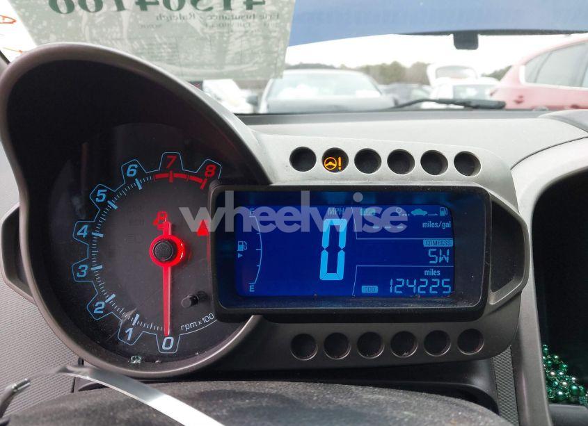 Photo 7 of 2014 Chevrolet Sonic LT AUTO (VIN 1G1JC6SB6E4134503)