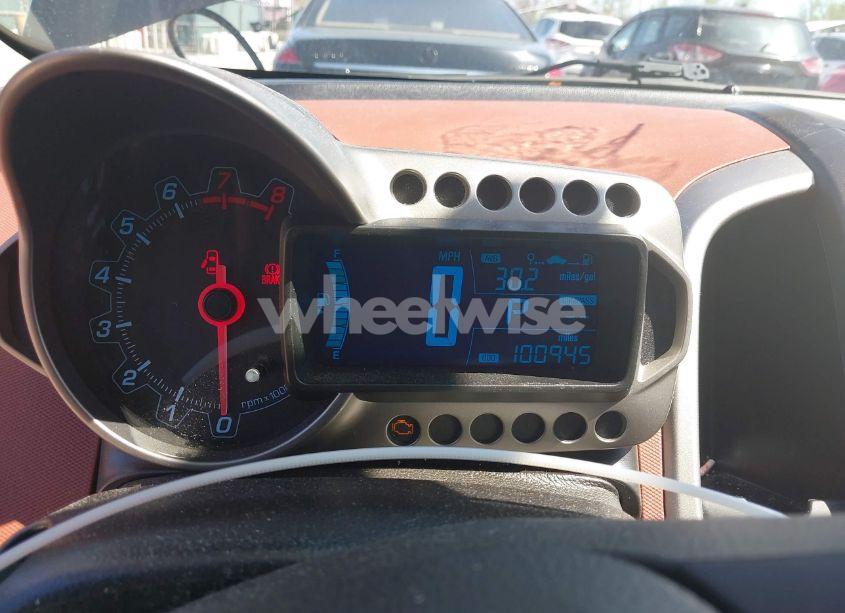 Photo 7 of 2014 Chevrolet Sonic LT AUTO (VIN 1G1JC6SB6E4210561)