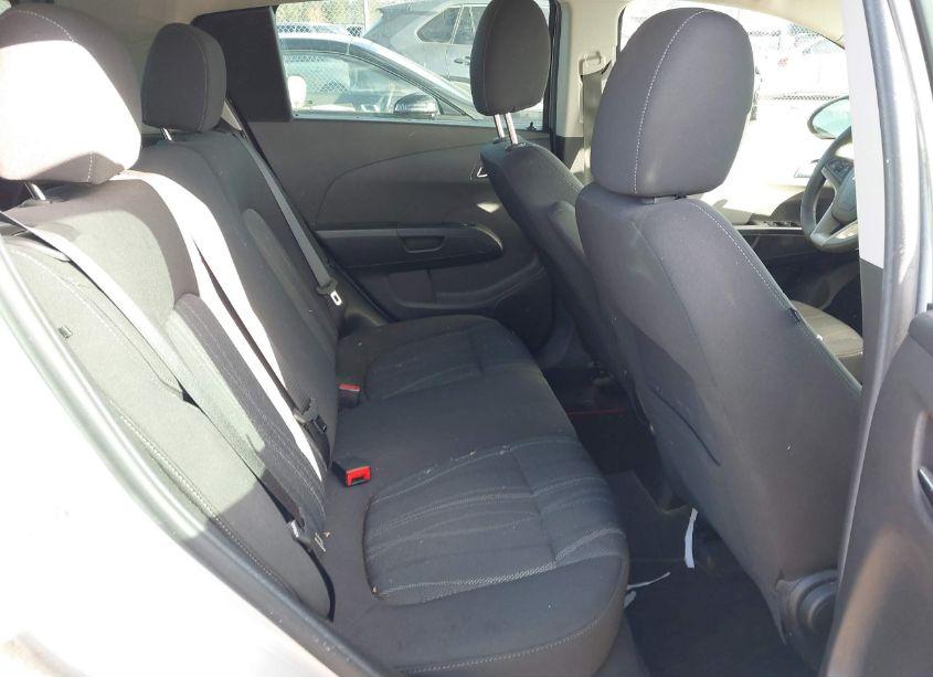 Photo 8 of 2015 Chevrolet Sonic LT AUTO (VIN 1G1JC6SB6F4141971)