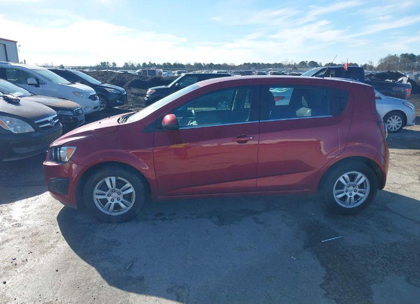 Photo 13 of 2013 Chevrolet Sonic LT (VIN 1G1JC6SB7D4100391)