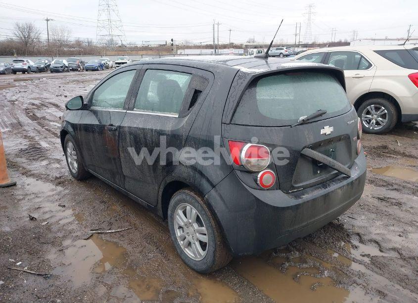 Photo 3 of 2013 Chevrolet Sonic LT AUTO (VIN 1G1JC6SB7D4235922)
