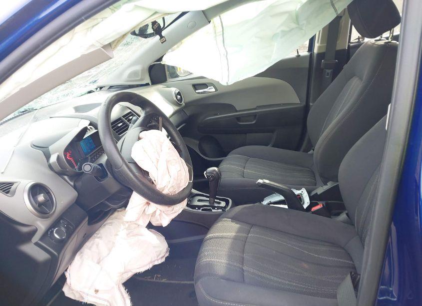 Photo 5 of 2014 Chevrolet Sonic LT AUTO (VIN 1G1JC6SB7E4123221)