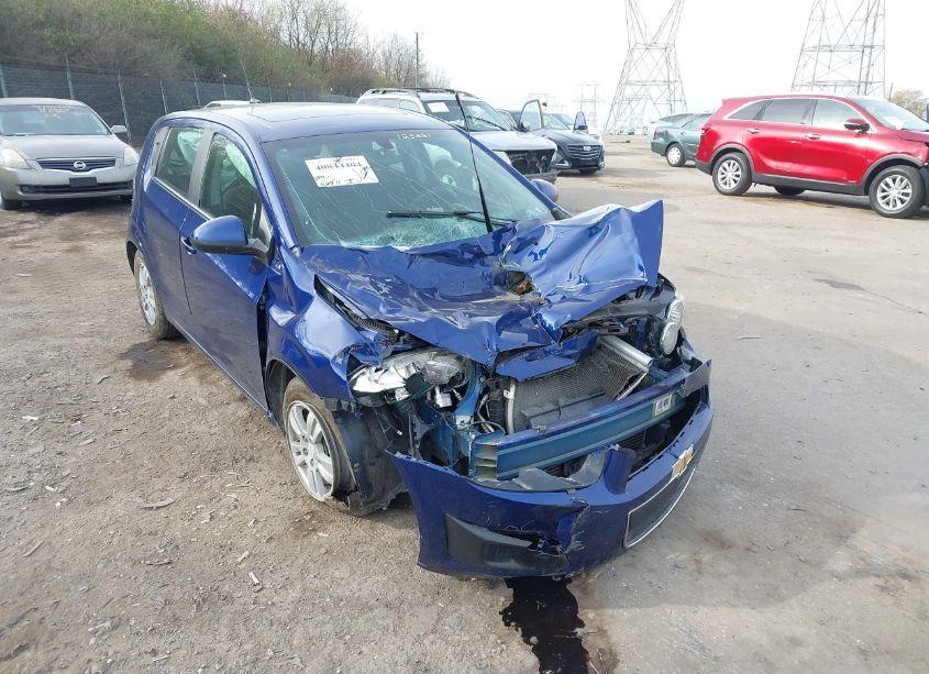 Photo 6 of 2014 Chevrolet Sonic LT AUTO (VIN 1G1JC6SB7E4123221)