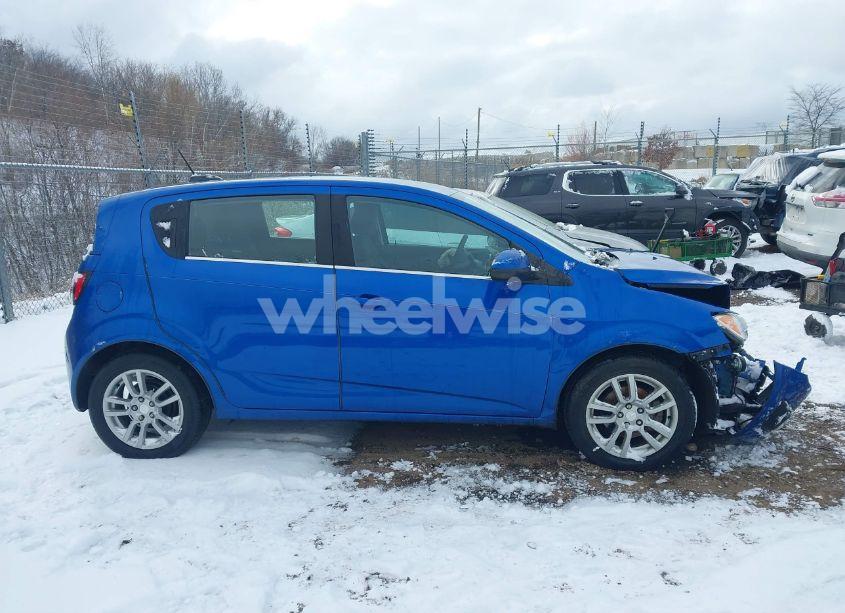 Photo 13 of 2016 Chevrolet Sonic LT AUTO (VIN 1G1JC6SB7G4126946)