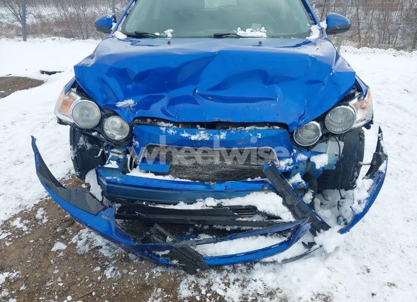 Photo 6 of 2016 Chevrolet Sonic LT AUTO (VIN 1G1JC6SB7G4126946)