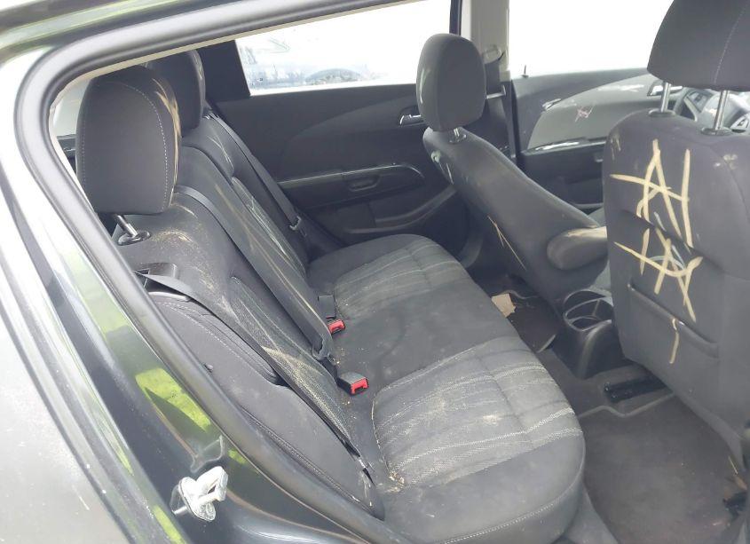 Photo 8 of 2013 Chevrolet Sonic LT AUTO (VIN 1G1JC6SB8D4139006)