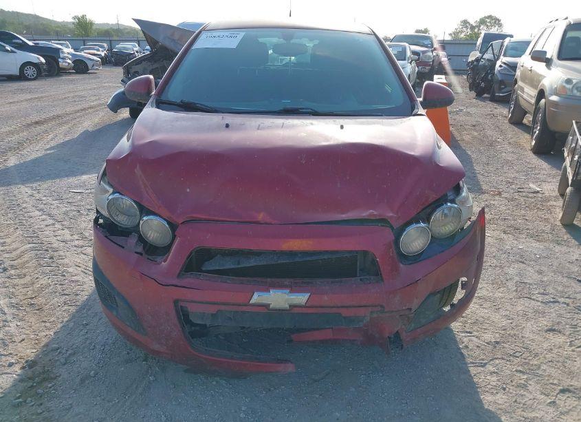 Photo 6 of 2014 Chevrolet Sonic LT AUTO (VIN 1G1JC6SB8E4204454)