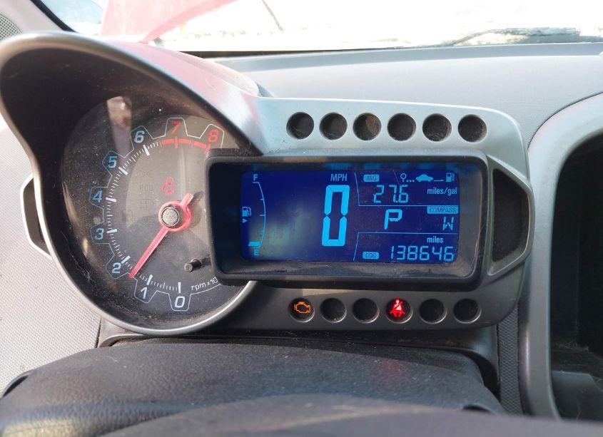 Photo 7 of 2014 Chevrolet Sonic LT AUTO (VIN 1G1JC6SB8E4204454)