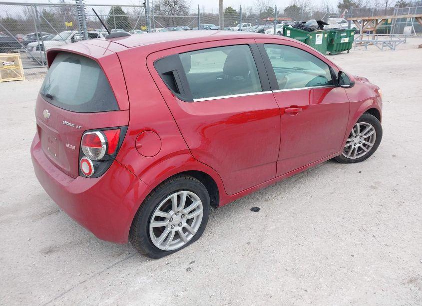 Photo 4 of 2016 Chevrolet Sonic LT AUTO (VIN 1G1JC6SB8G4178585)