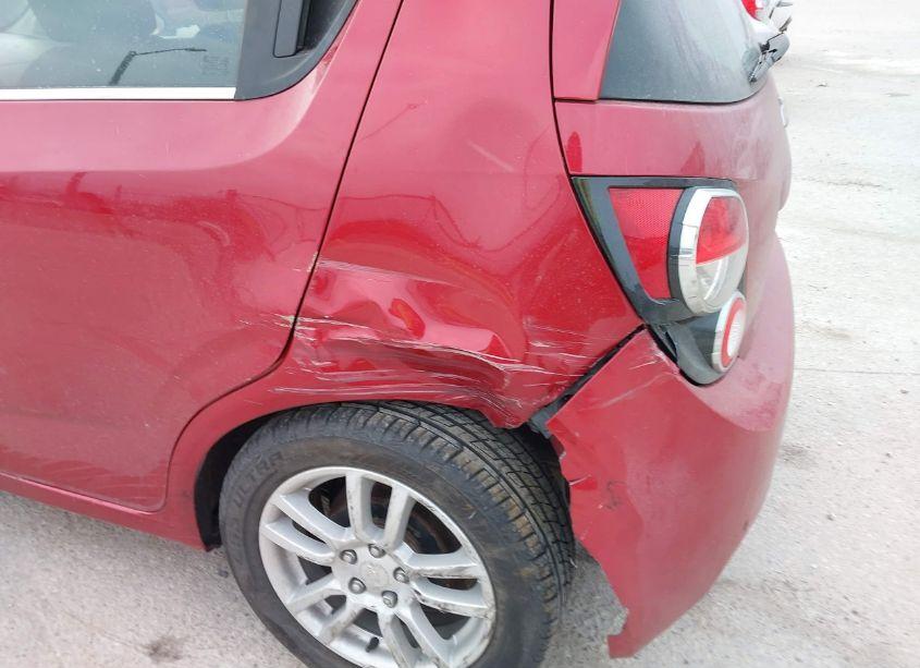 Photo 6 of 2016 Chevrolet Sonic LT AUTO (VIN 1G1JC6SB8G4178585)