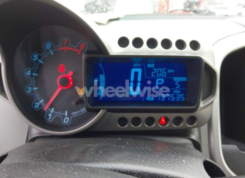 Photo 7 of 2013 Chevrolet Sonic LT AUTO (VIN 1G1JC6SB9D4240409)