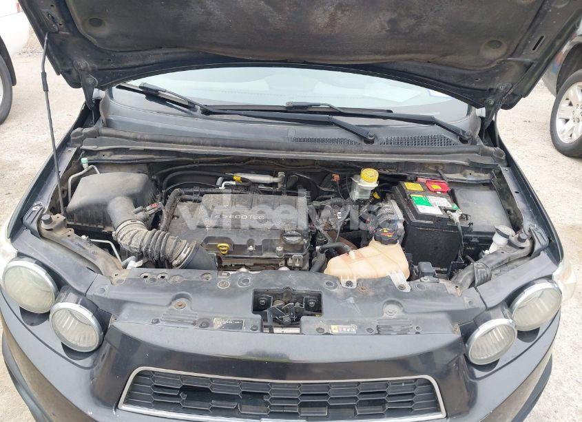 Photo 10 of 2014 Chevrolet Sonic LT AUTO (VIN 1G1JC6SB9E4234627)