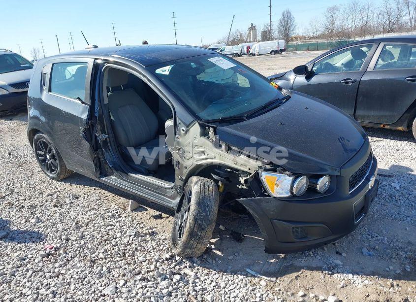 2015 Chevrolet Sonic LT AUTO (VIN 1G1JC6SB9F4131693) main photo