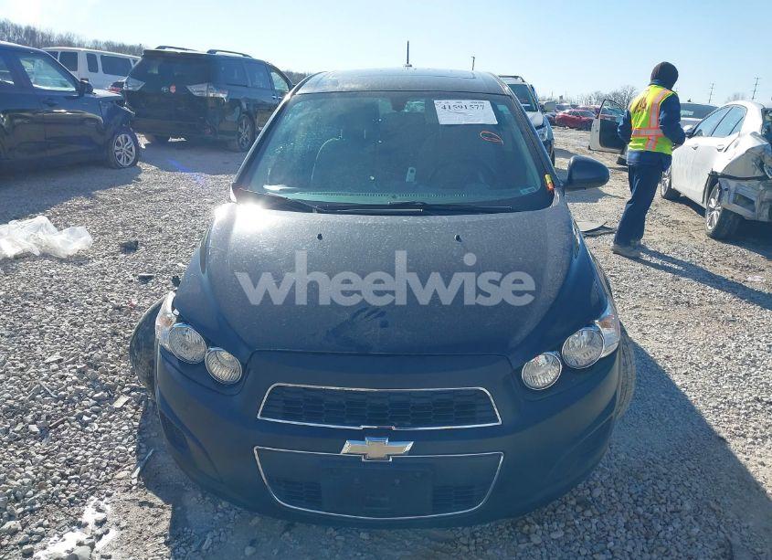 Photo 12 of 2015 Chevrolet Sonic LT AUTO (VIN 1G1JC6SB9F4131693)