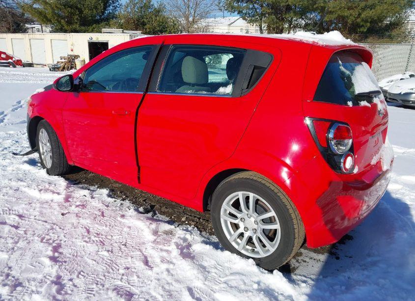 Photo 3 of 2015 Chevrolet Sonic LT AUTO (VIN 1G1JC6SB9F4220485)