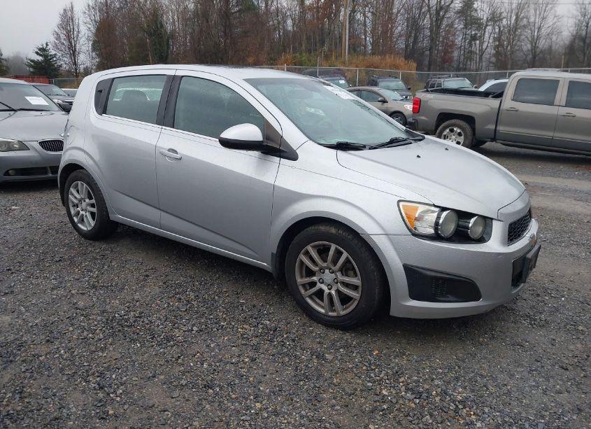 2015 Chevrolet Sonic LT AUTO (VIN 1G1JC6SBXF4220608) main photo