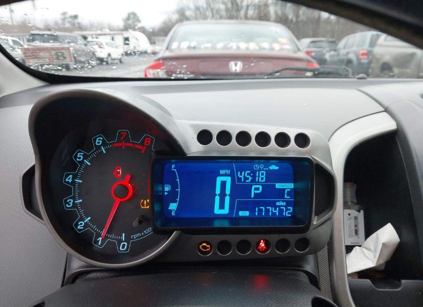 Photo 7 of 2015 Chevrolet Sonic LT AUTO (VIN 1G1JC6SBXF4220608)