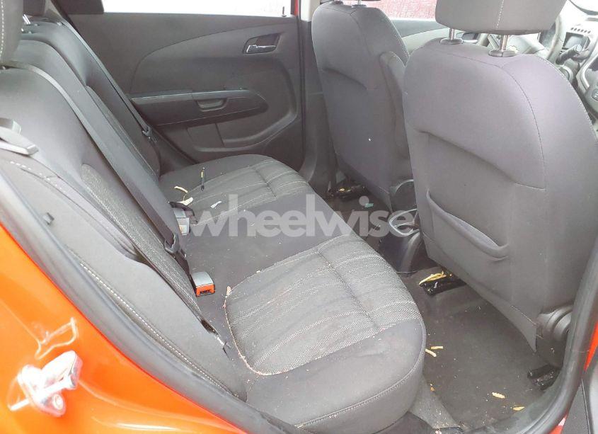 Photo 8 of 2015 Chevrolet Sonic LT AUTO (VIN 1G1JC6SG0F4122506)