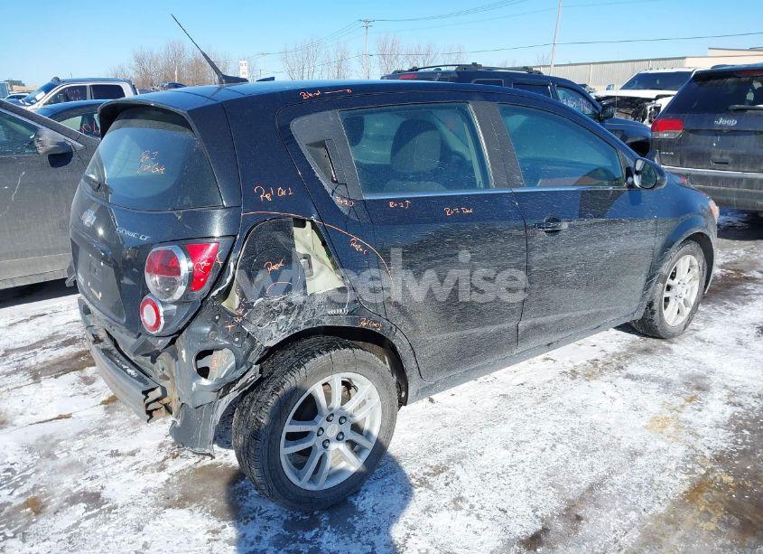 Photo 4 of 2013 Chevrolet Sonic LT AUTO (VIN 1G1JC6SG1D4250167)