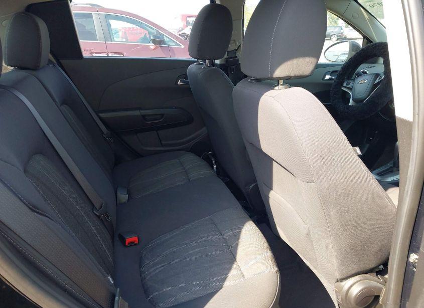 Photo 8 of 2015 Chevrolet Sonic LT AUTO (VIN 1G1JC6SG1F4109361)
