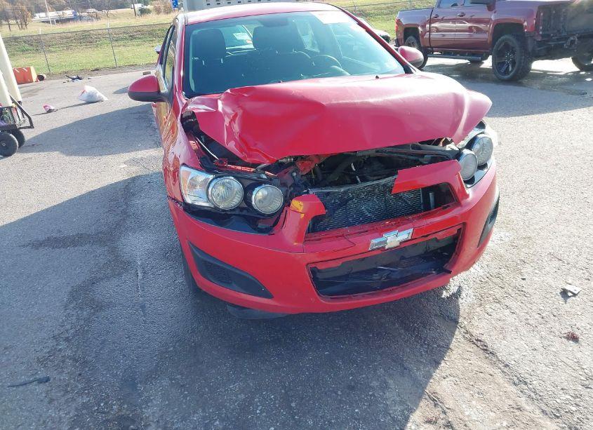 Photo 6 of 2013 Chevrolet Sonic LT AUTO (VIN 1G1JC6SG3D4210429)