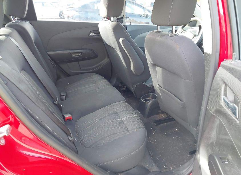 Photo 8 of 2013 Chevrolet Sonic LT AUTO (VIN 1G1JC6SG3D4210429)