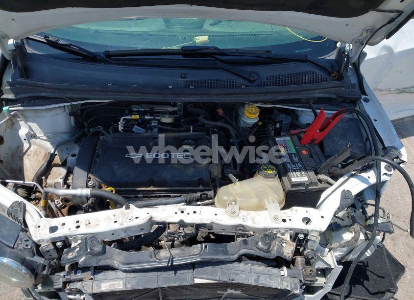 Photo 10 of 2014 Chevrolet Sonic LT AUTO (VIN 1G1JC6SG4E4218637)