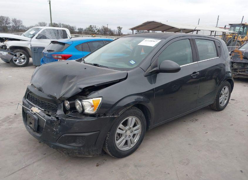 Photo 2 of 2016 Chevrolet Sonic LT AUTO (VIN 1G1JC6SG4G4148141)
