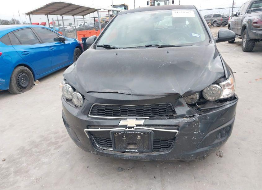 Photo 6 of 2016 Chevrolet Sonic LT AUTO (VIN 1G1JC6SG4G4148141)