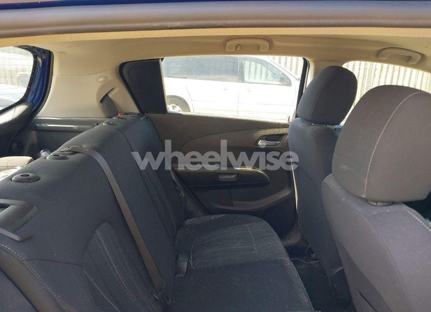 Photo 8 of 2013 Chevrolet Sonic LT AUTO (VIN 1G1JC6SG5D4220315)