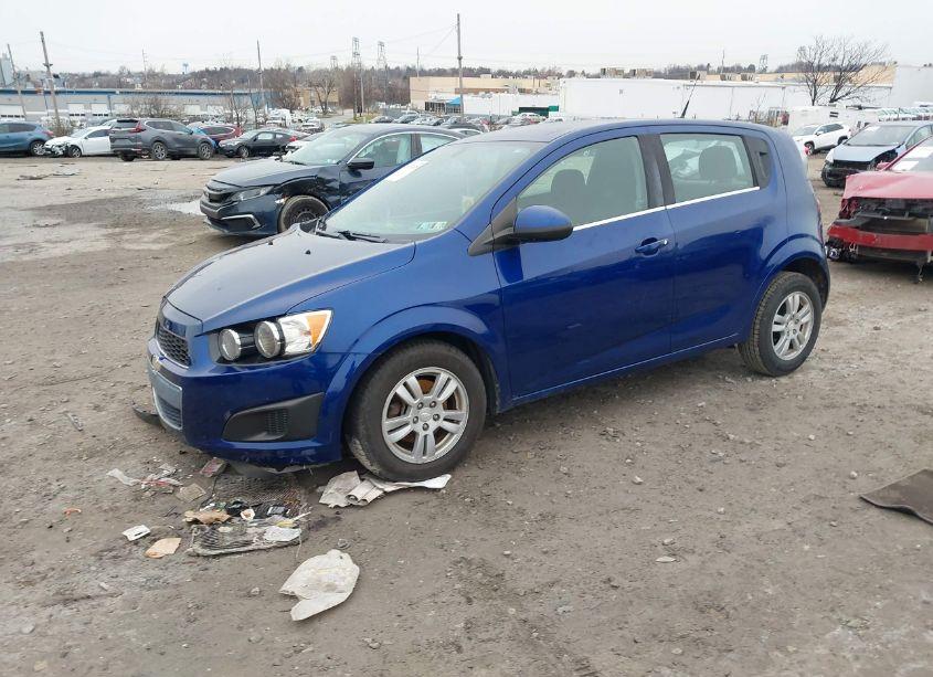 Photo 2 of 2014 Chevrolet Sonic LT AUTO (VIN 1G1JC6SG5E4213897)
