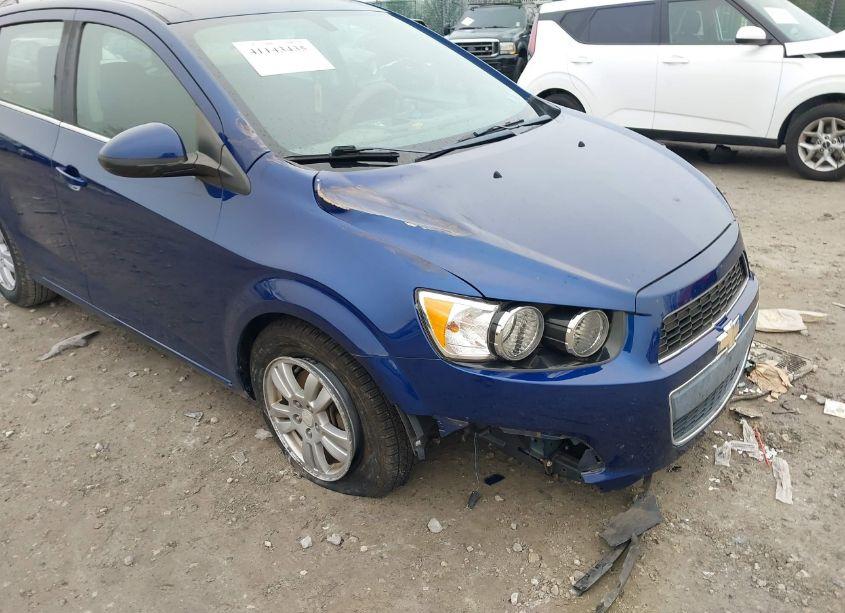 Photo 6 of 2014 Chevrolet Sonic LT AUTO (VIN 1G1JC6SG5E4213897)