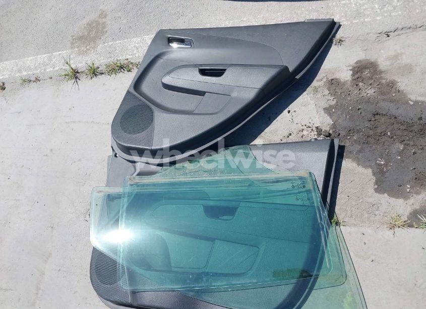 Photo 14 of 2015 Chevrolet Sonic LT AUTO (VIN 1G1JC6SG5F4155579)