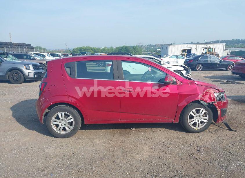 Photo 13 of 2013 Chevrolet Sonic LT AUTO (VIN 1G1JC6SG6D4149139)