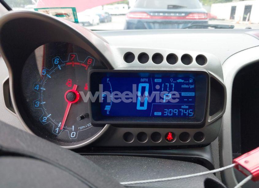 Photo 7 of 2013 Chevrolet Sonic LT AUTO (VIN 1G1JC6SG6D4161999)